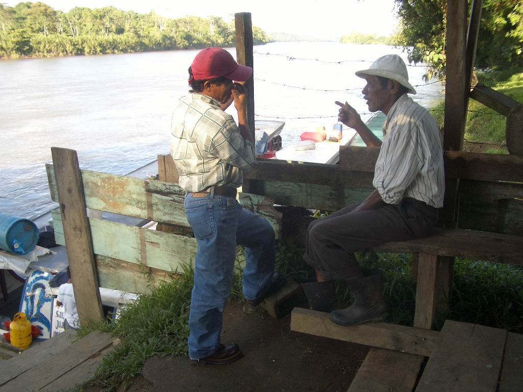eine Diskussion unter Passagieren