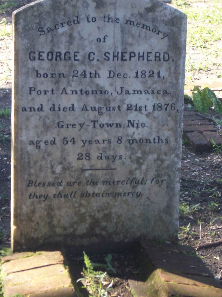 Gr&auml;ber auf dem englischen Friedhof