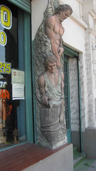 Ladenskulptur in La Boca